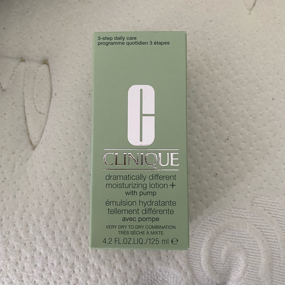Clinique Moisturizing Lotion+ with Pump